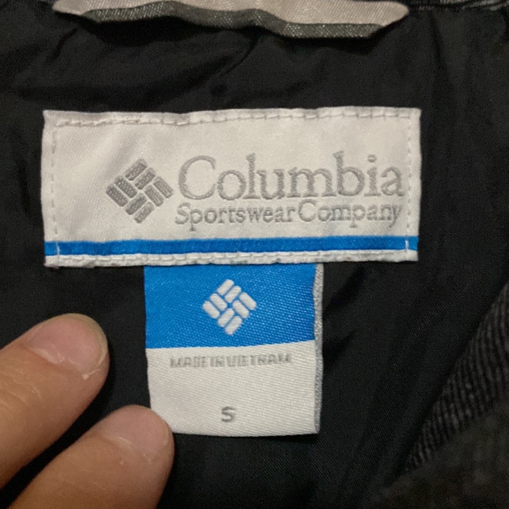Columbia wind breaker vest - Picture 3 of 3